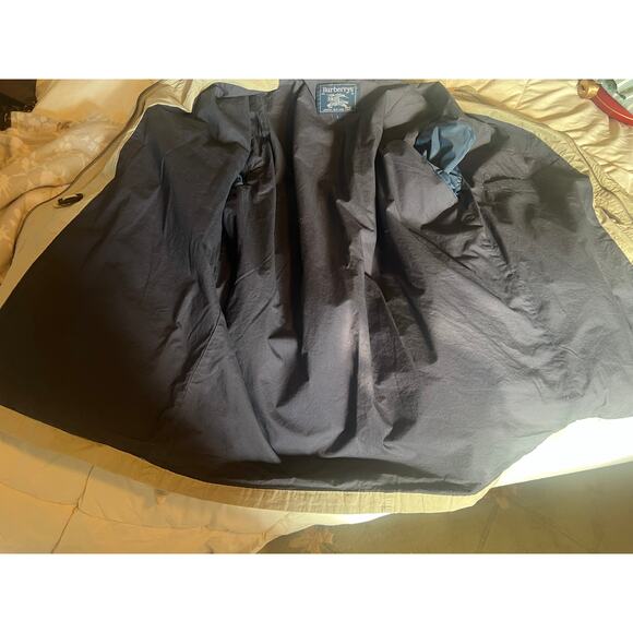 Vintage Burberrys' Field Jacket Unlined Lightweight, Size LARGE - Picture 7 of 9